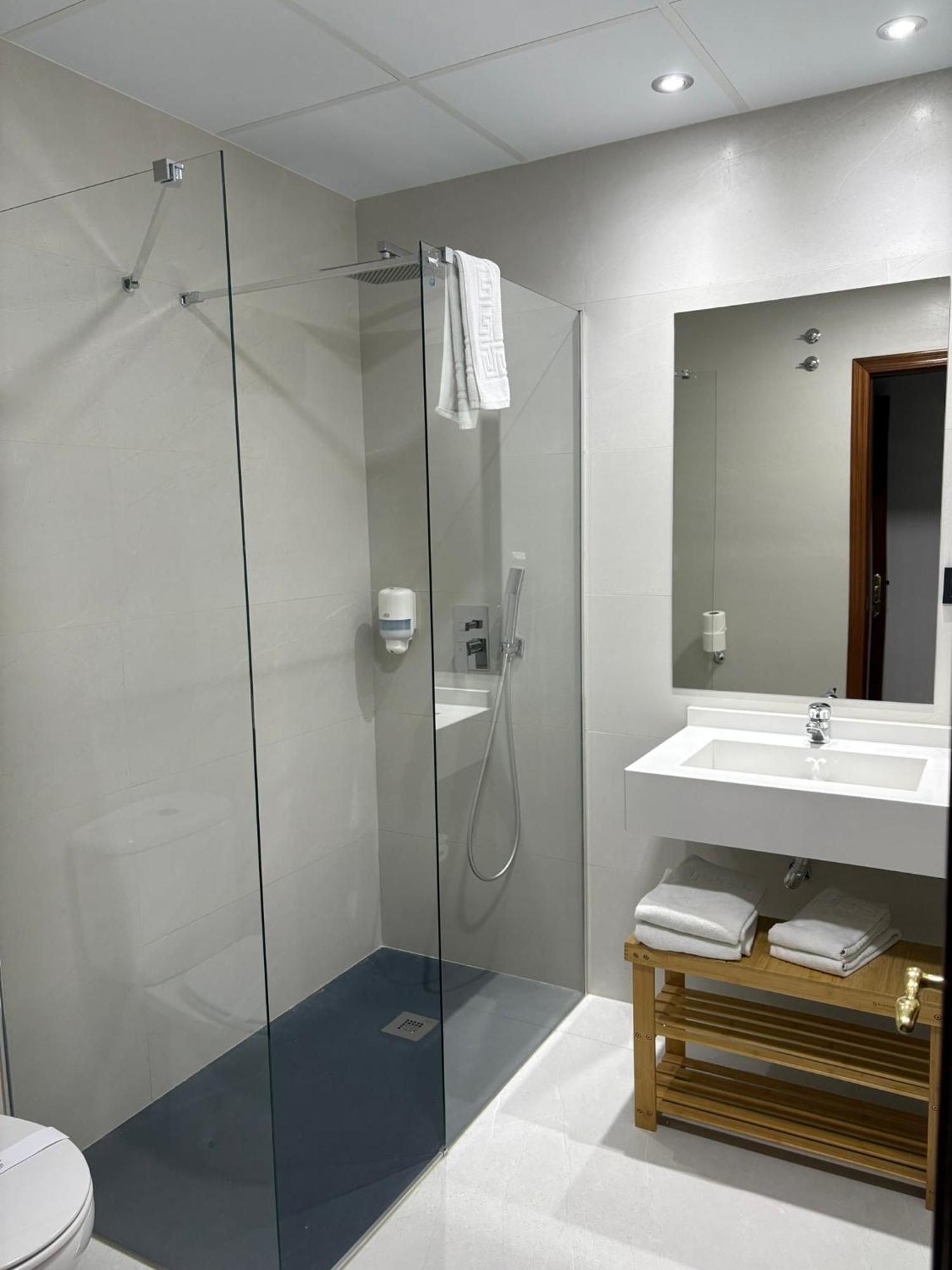 Hotel Ciudad Pozo Alcón Extérieur photo