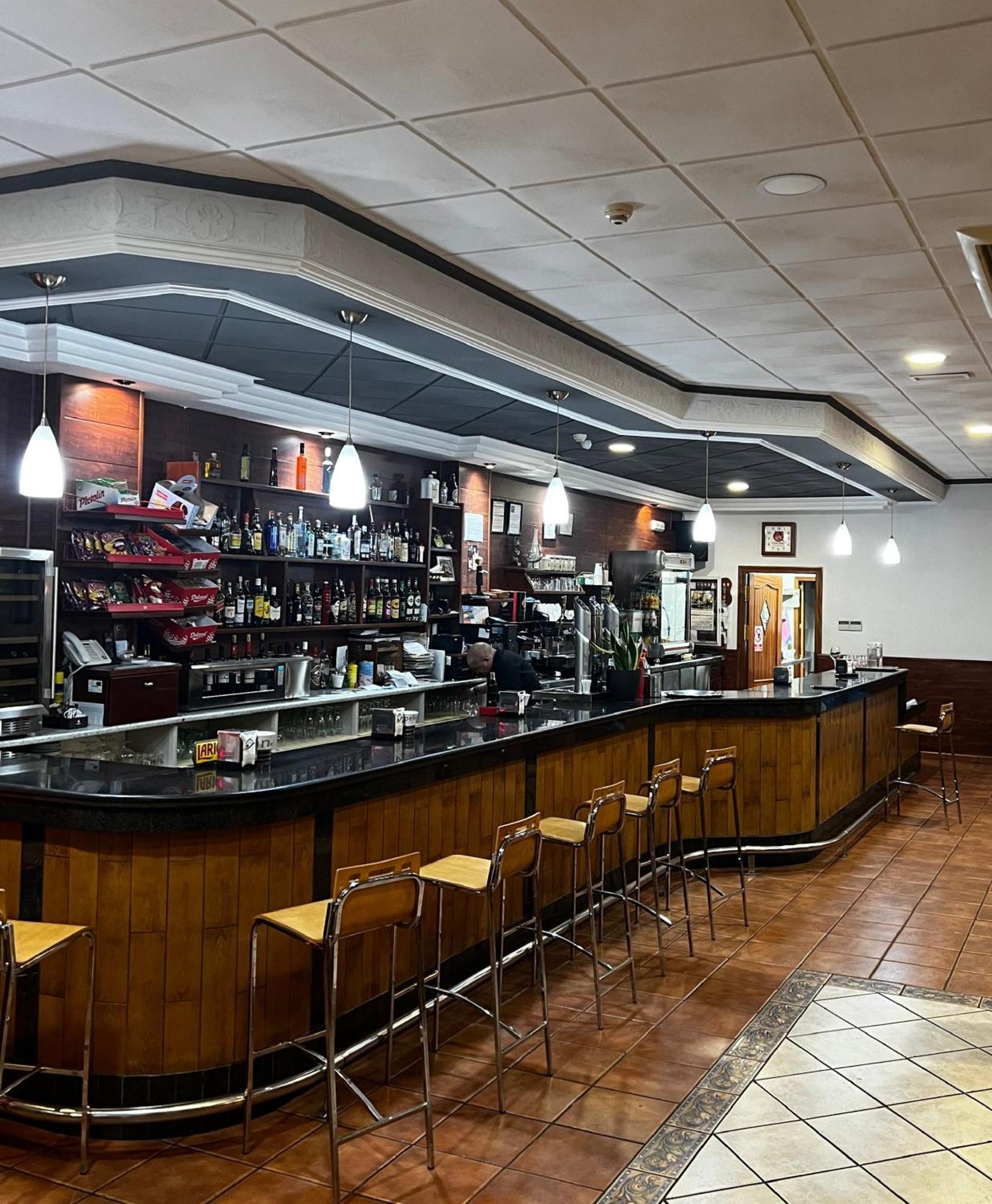 Hotel Ciudad Pozo Alcón Extérieur photo